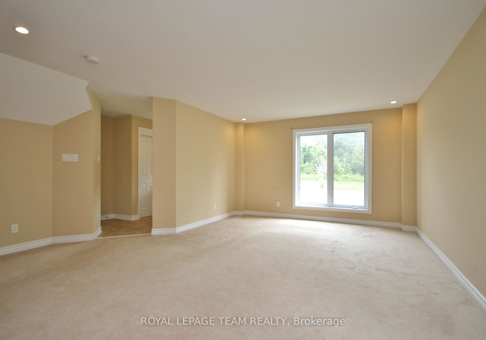 593-clearbrook-drive-ottawa-ontario-x13639280