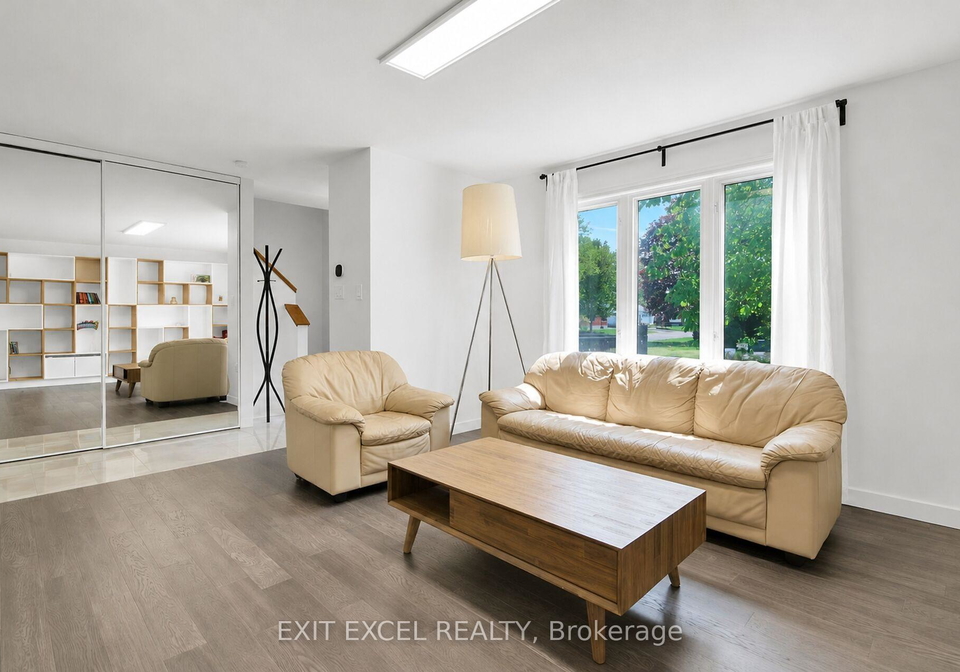 25-uxbridge-crescent-kanata-ontario-x13639418