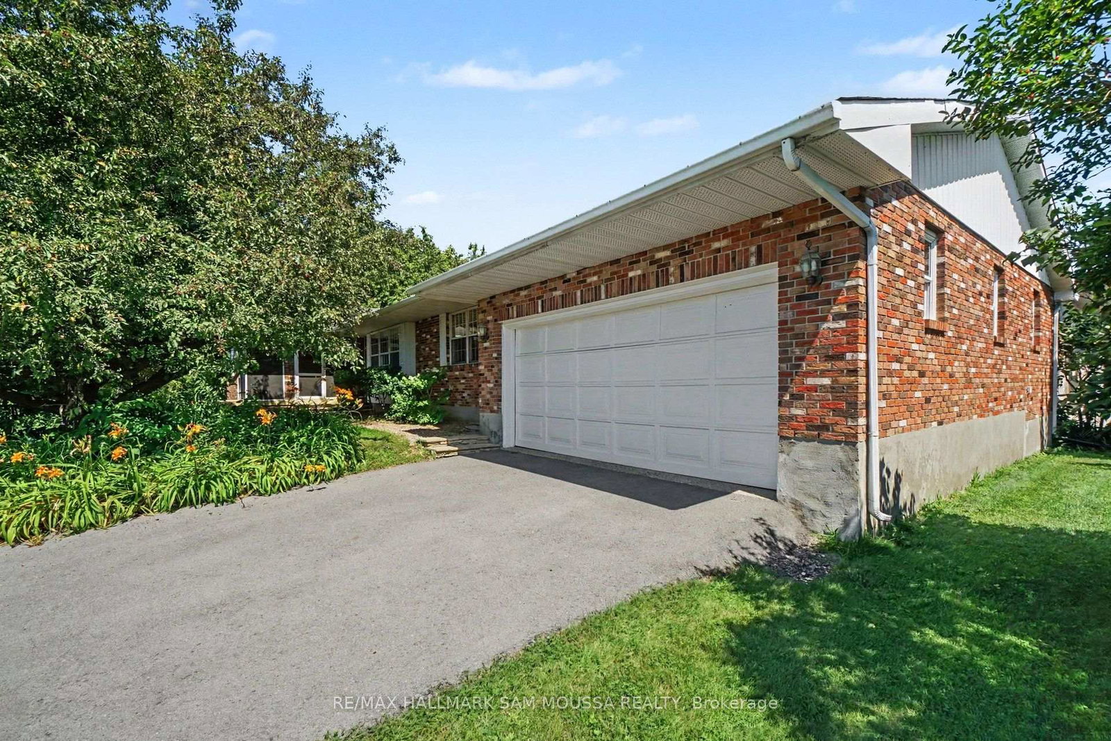 118-juanita-avenue-ottawa-ontario-x13639572