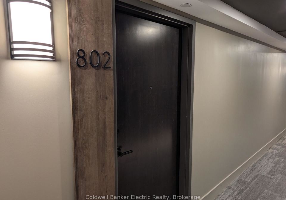 195-hunter-street-e-peterborough-ontario-x13639630
