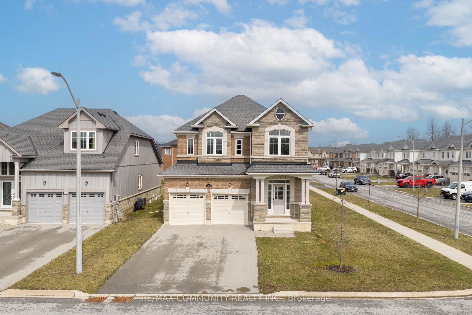 1450-sharon-drive-fort-erie-ontario-x13640008