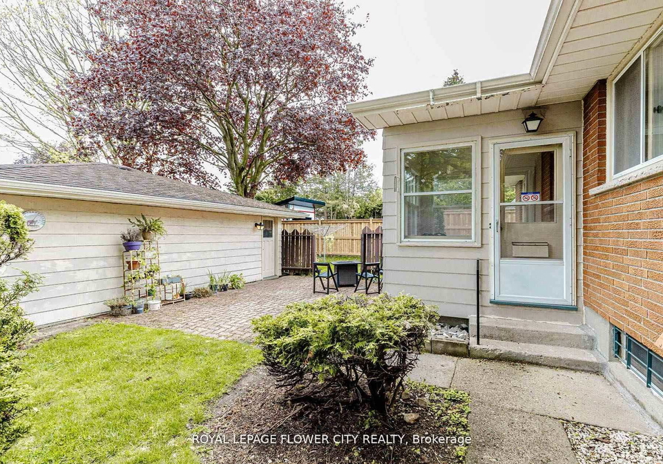 15-cumberland-crescent-london-north-ontario-x13640014