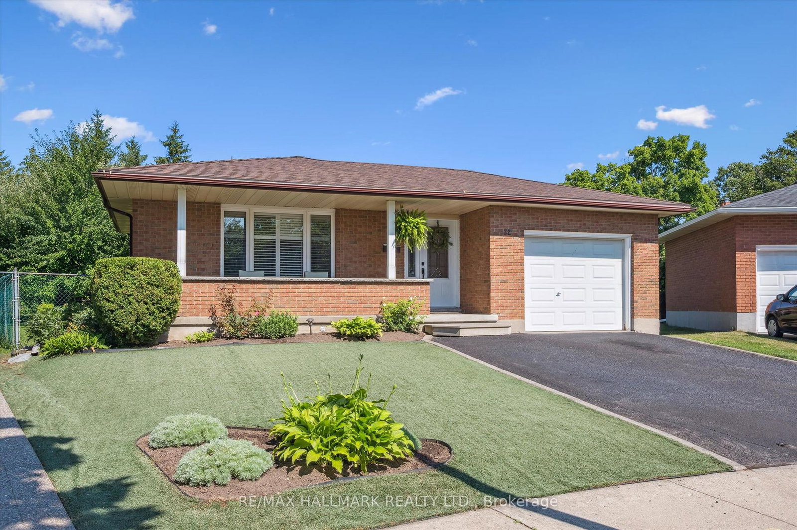 32-warwick-court-kitchener-ontario-x13640254