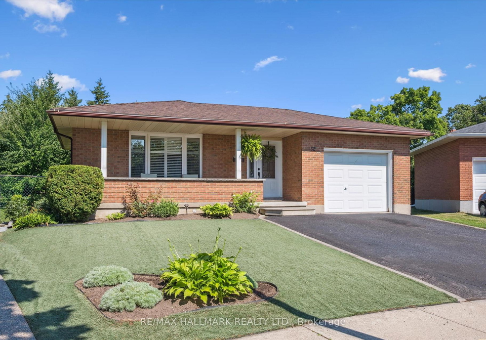 32-warwick-court-kitchener-ontario-x13640254