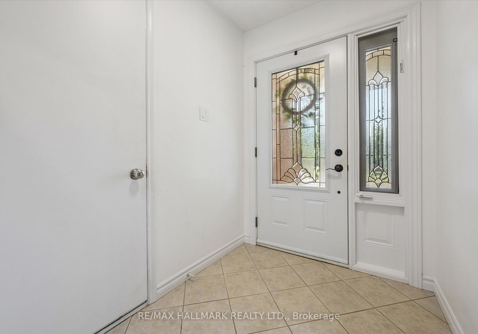 32-warwick-court-kitchener-ontario-x13640254