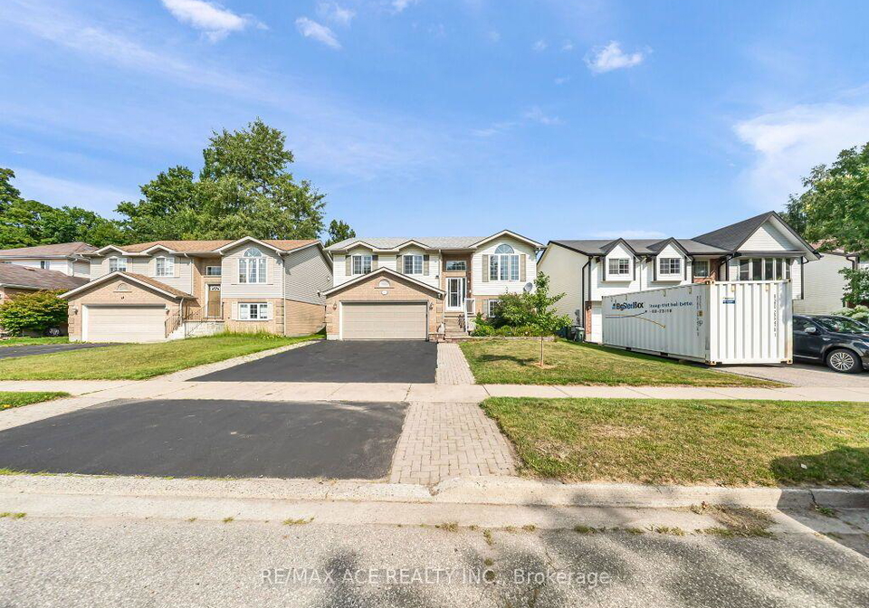 46-mclachlan-place-guelph-ontario-x13640320