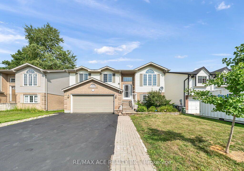 46-mclachlan-place-guelph-ontario-x13640320
