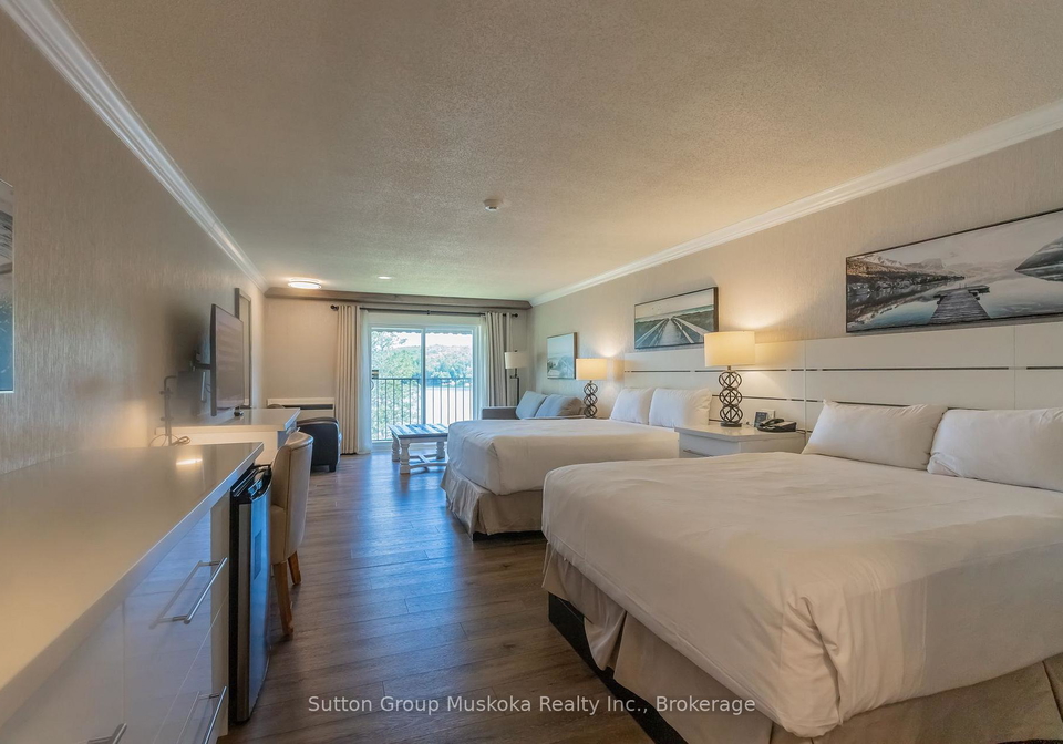 bayshore-deerhurst-drive-huntsville-ontario-x13640354