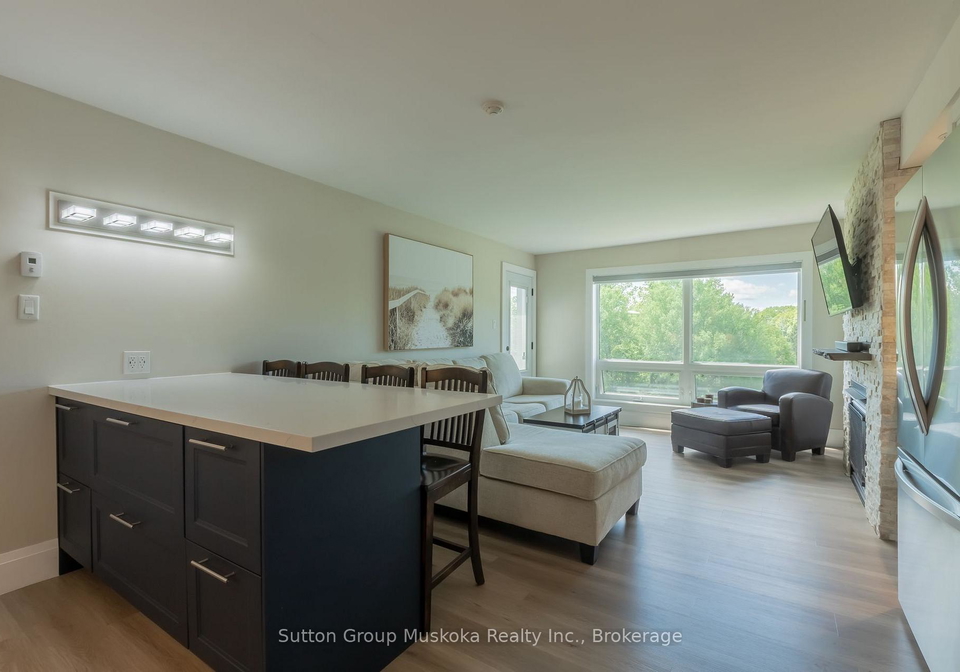 54305-deerhurst-summit-lodge-drive-huntsville-ontario-x13640404