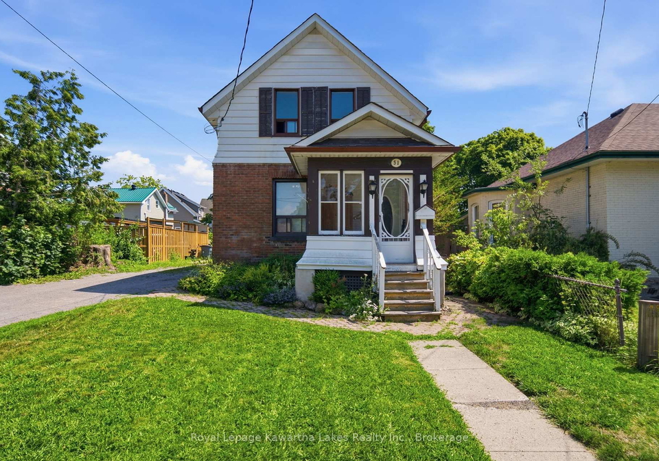 51-melbourne-street-w-kawartha-lakes-ontario-x13640596