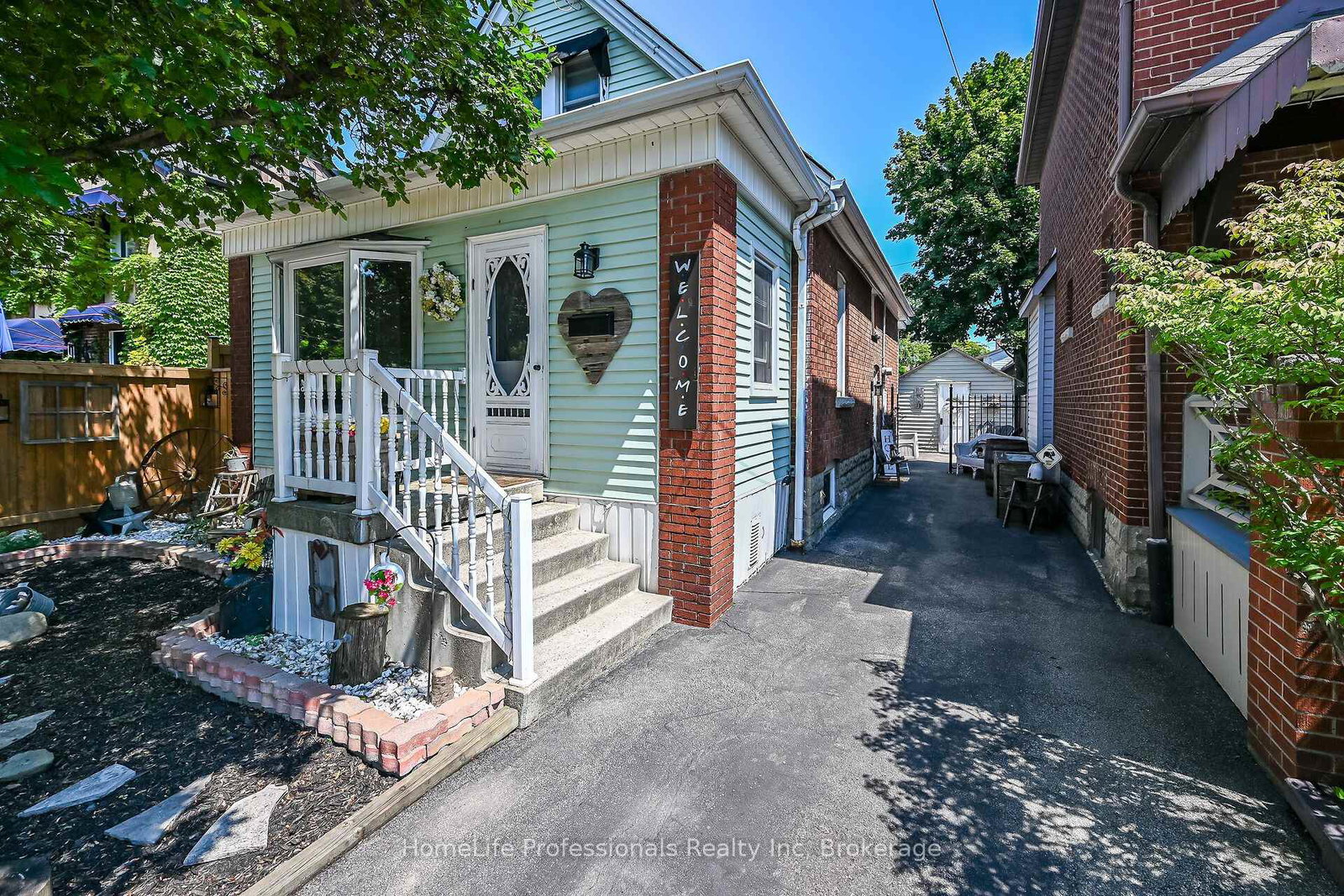 13-paisley-avenue-s-hamilton-ontario-x13640608