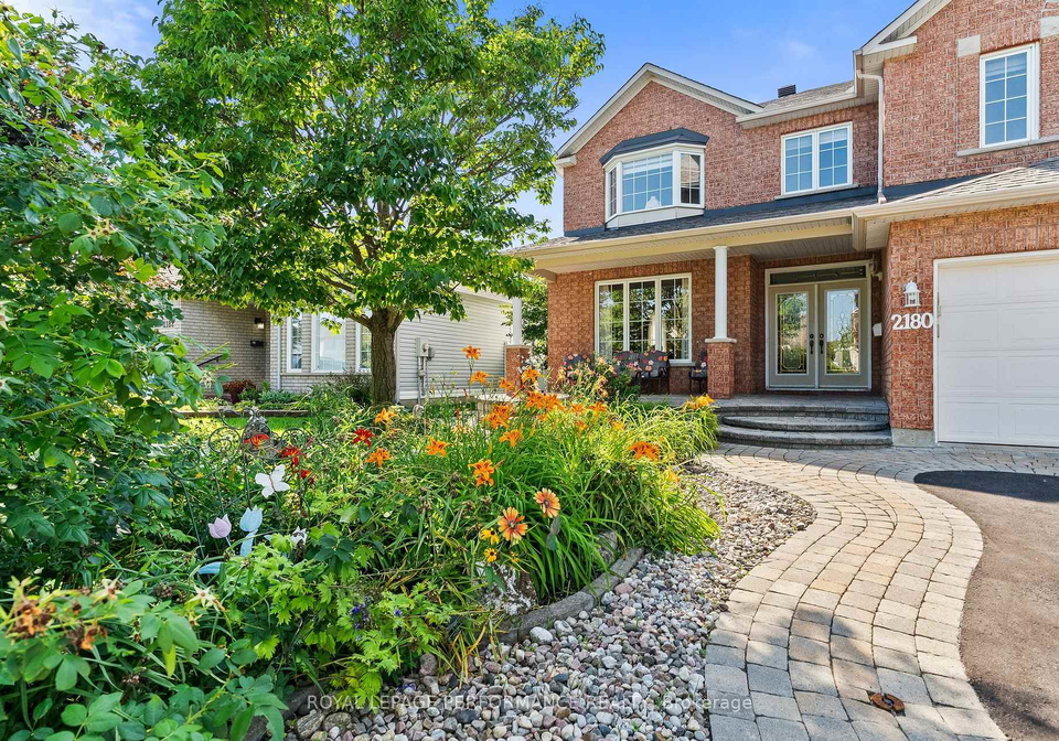 2180-brianna-way-ottawa-ontario-x13640640