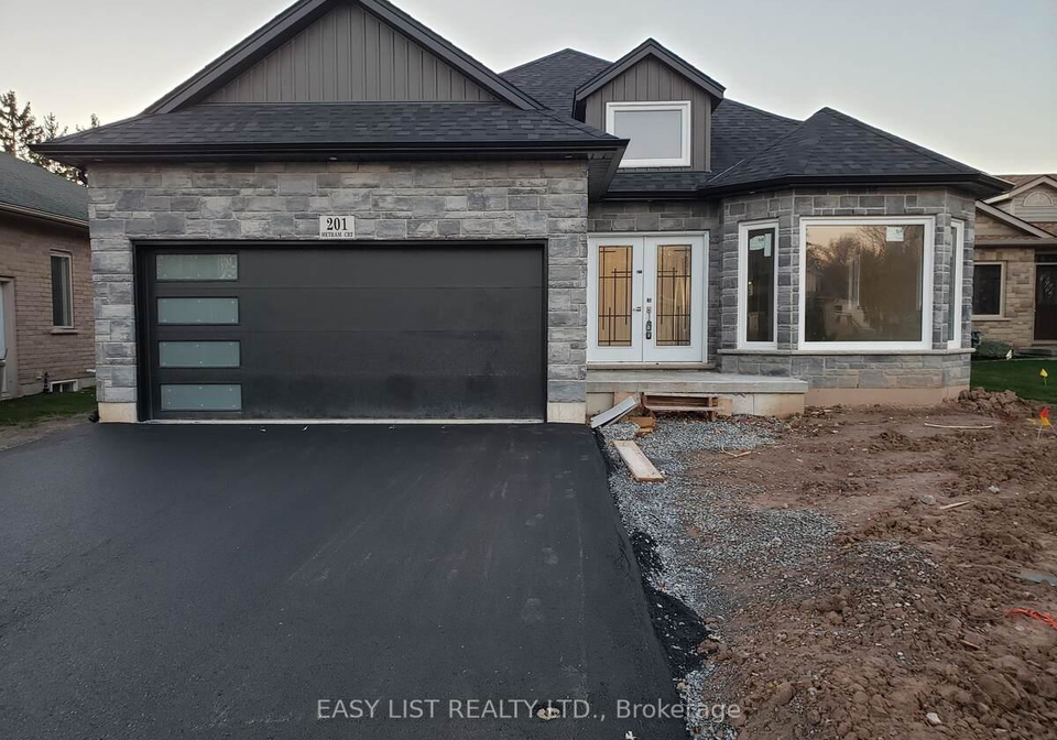 201-hetram-court-fort-erie-ontario-x13640704