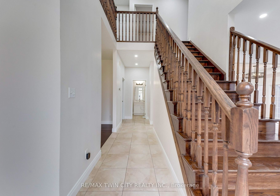 1263-countrystone-drive-kitchener-ontario-x13640774