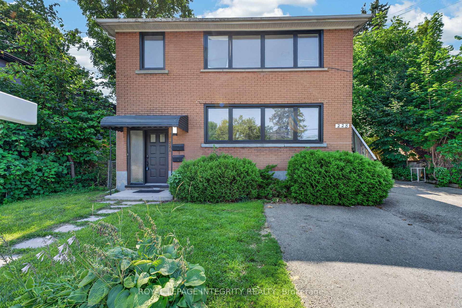 228-woodroffe-avenue-ottawa-ontario-x13641012