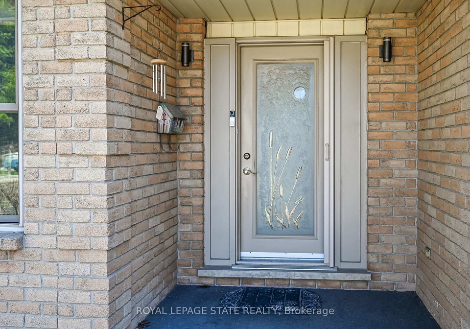 621-tomahawk-crescent-hamilton-ontario-x13641210