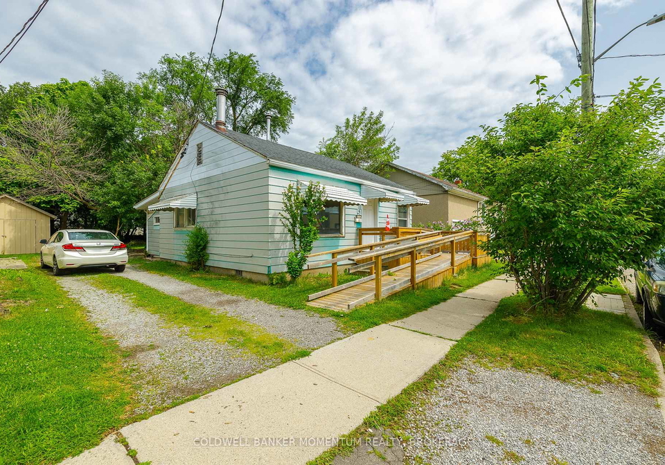 51-boulton-place-st-catharines-ontario-x13641234