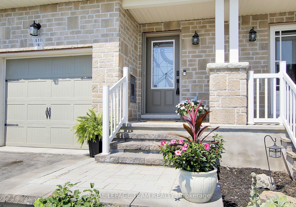 410-ann-street-mississippi-mills-ontario-x13641254