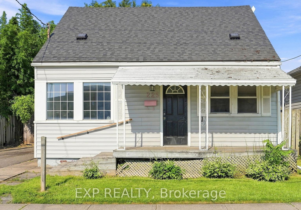 225-grantham-avenue-st-catharines-ontario-x13641378