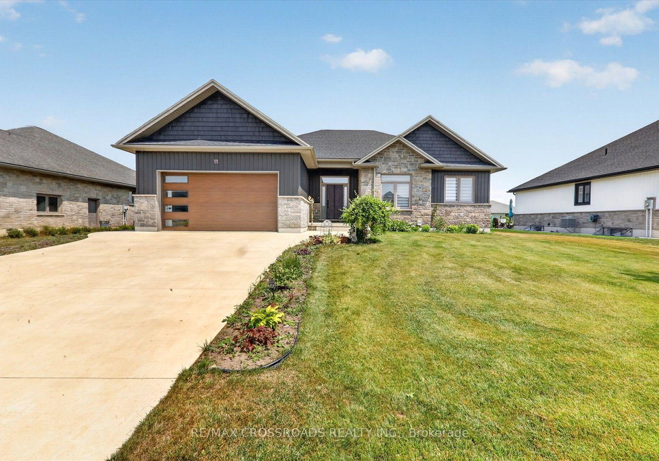 11-mctavish-crescent-huron-kinloss-ontario-x13641412