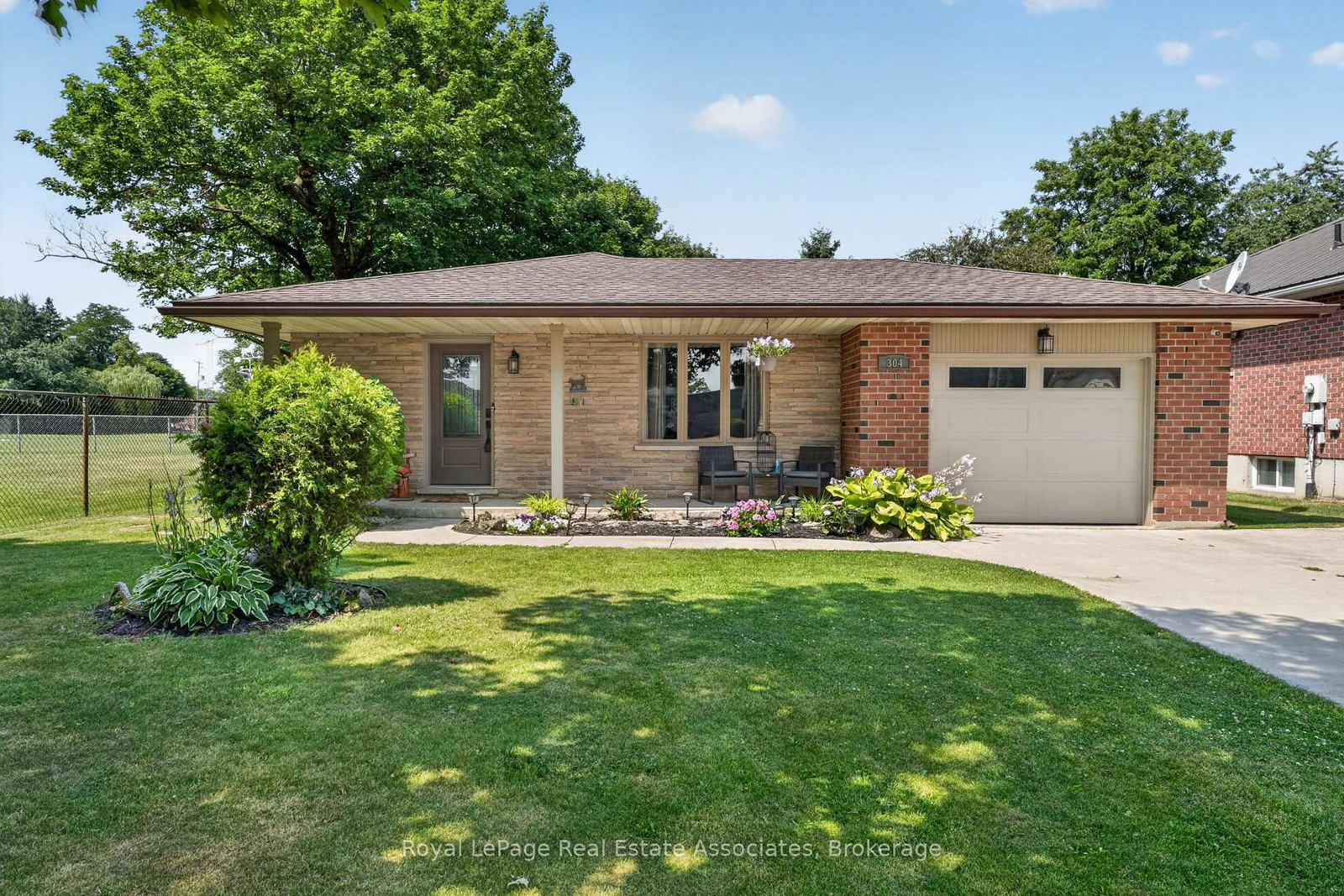304-eliza-street-wellington-north-ontario-x13641564