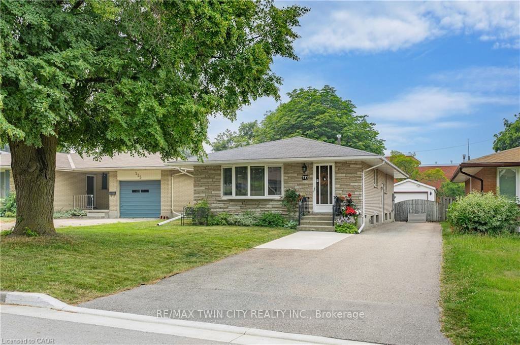 111-kimberly-crescent-cambridge-ontario-x13641738