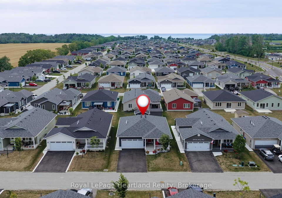 251-lakebreeze-drive-ashfield-colborne-wawanosh-ontario-x13641750