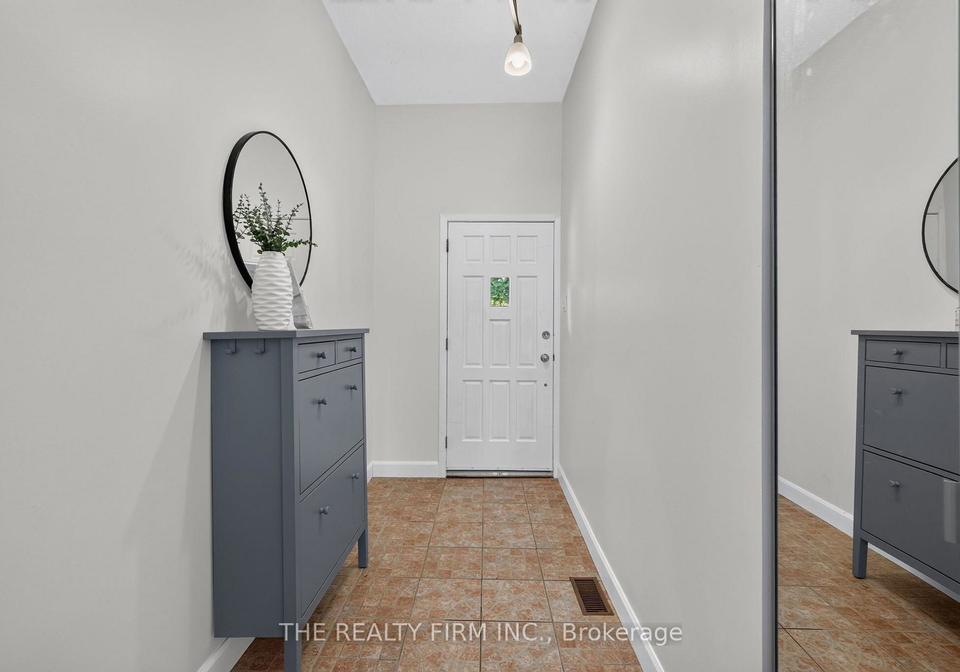 8205-maitland-street-london-east-ontario-x13642048