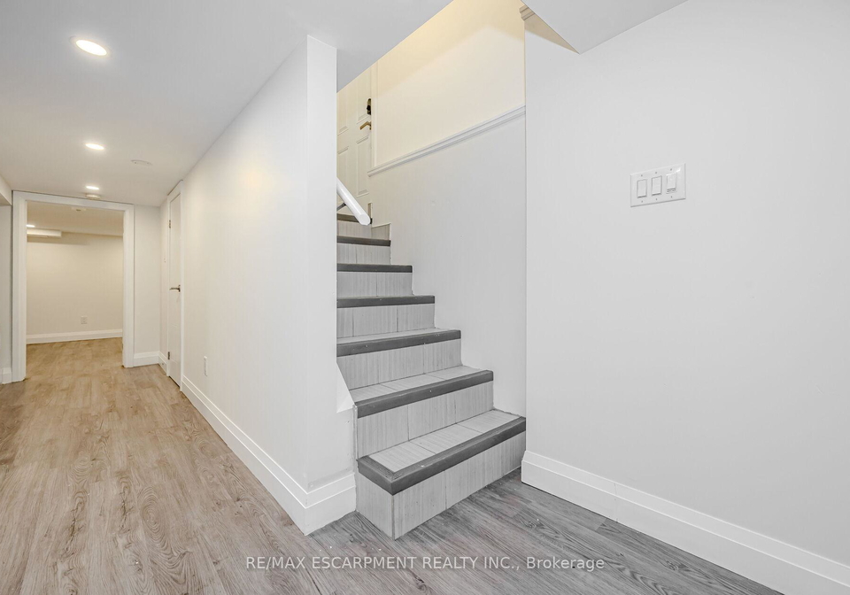 74-cathcart-street-hamilton-ontario-x13642096
