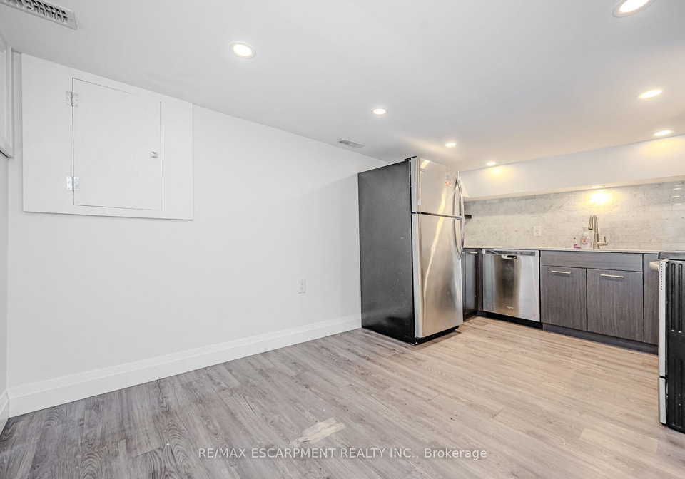 74-cathcart-street-hamilton-ontario-x13642096