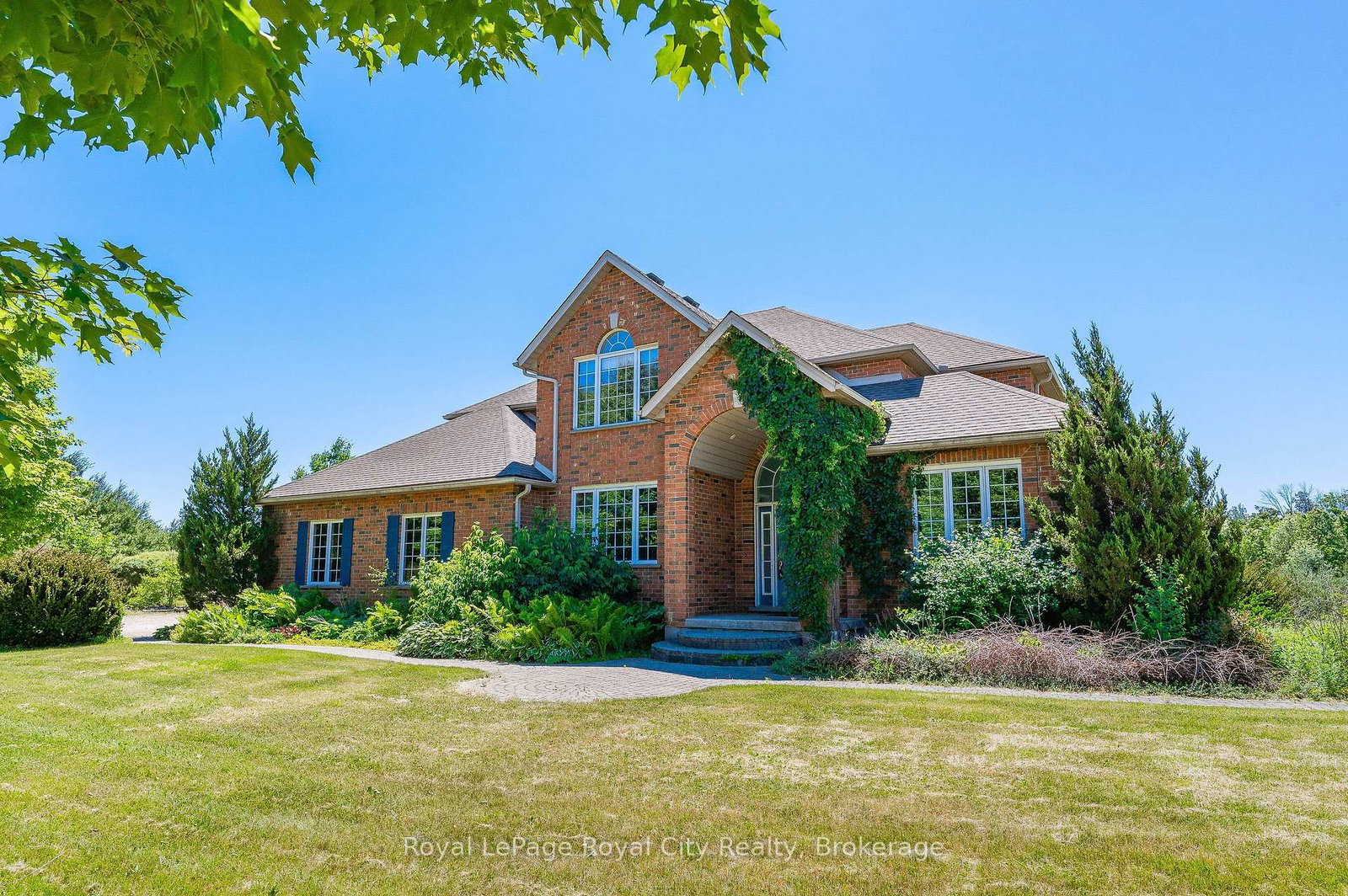 287-clair-road-e-guelph-ontario-x13642208