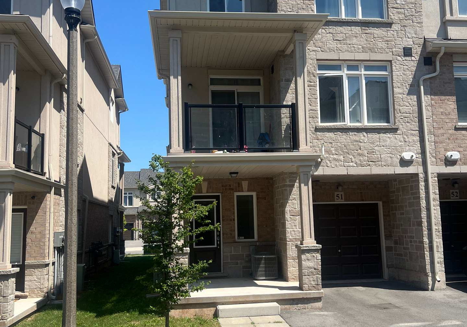 40-zinfandel-drive-hamilton-ontario-x13642248