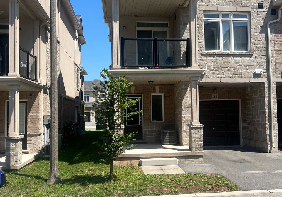 40-zinfandel-drive-hamilton-ontario-x13642248