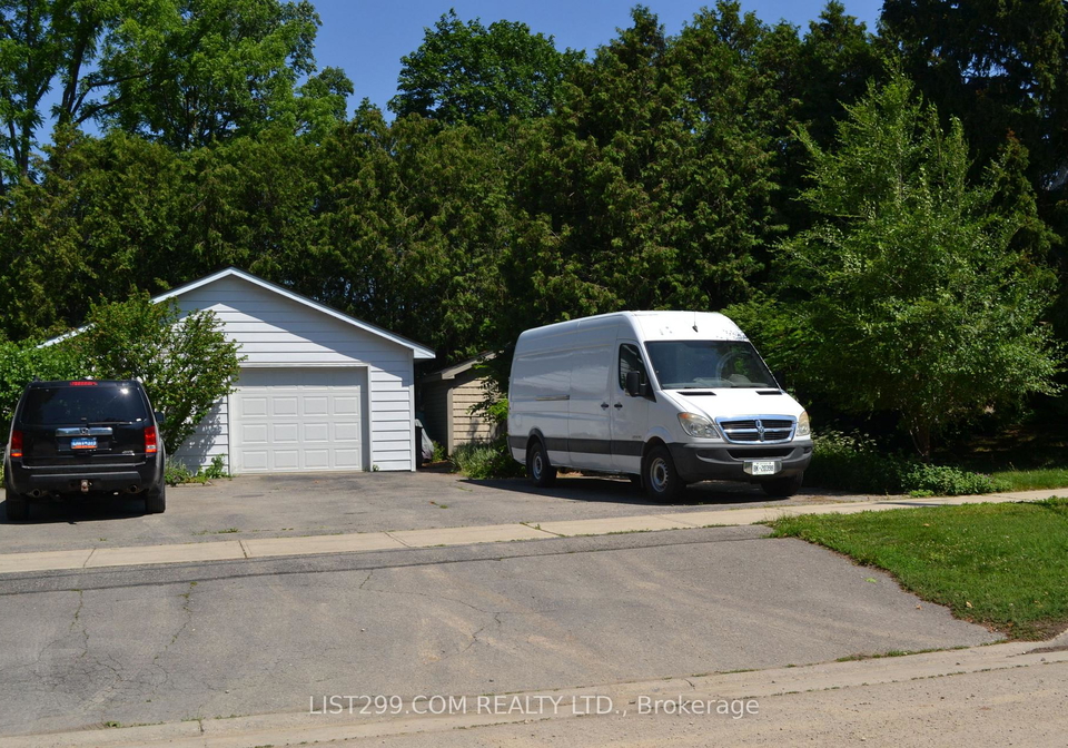 1049-talbot-street-london-east-ontario-x13642708