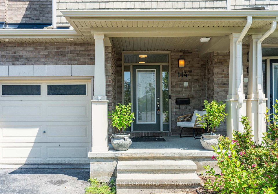 114-hawkeswood-drive-ottawa-ontario-x13642984