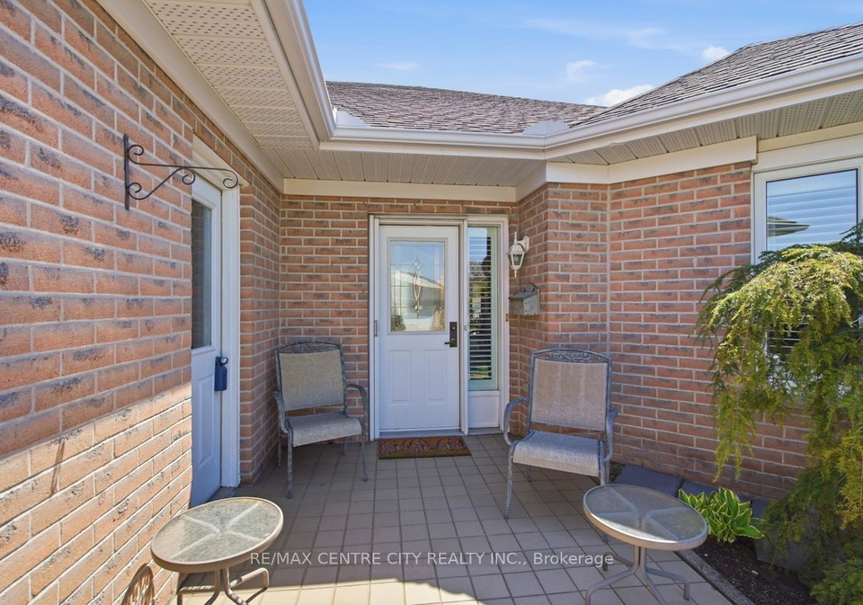 48-ilderbrook-circle-middlesex-centre-ontario-x13643250