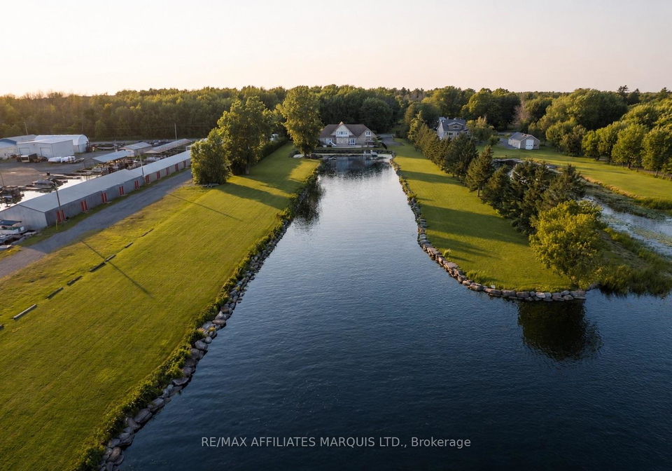 20190-county-road-2-south-glengarry-ontario-x13643354