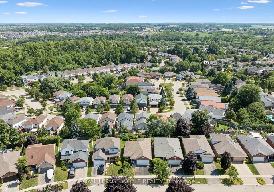 187-westchester-drive-waterloo-ontario-x13643528