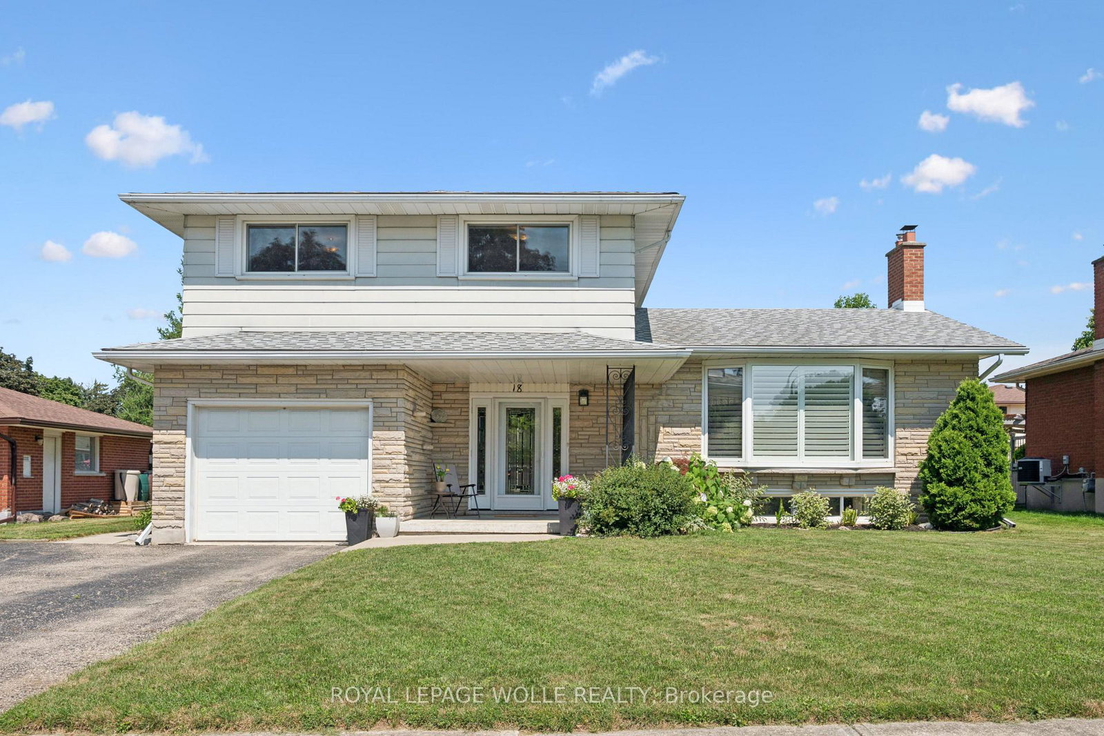 18-strathcona-crescent-kitchener-ontario-x13643562