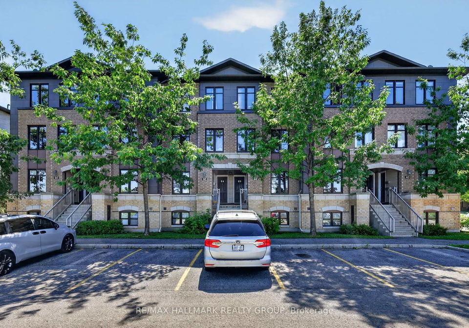 62-argent-private-kanata-ontario-x13643586
