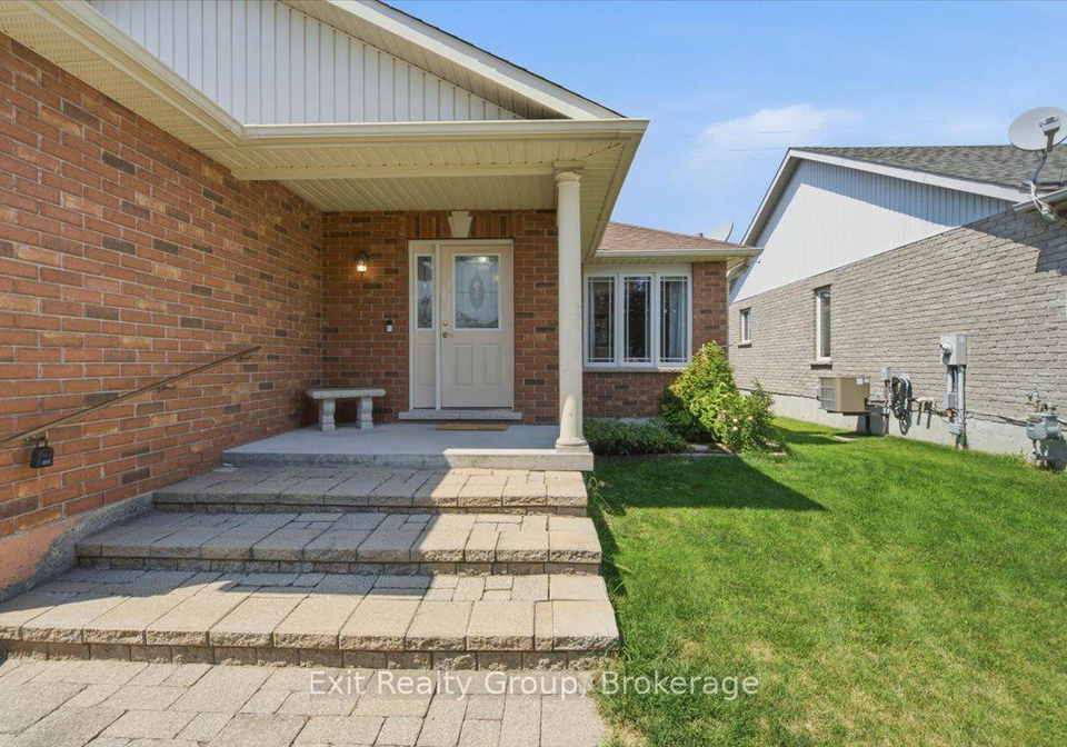 55-gavey-street-belleville-ontario-x13643590
