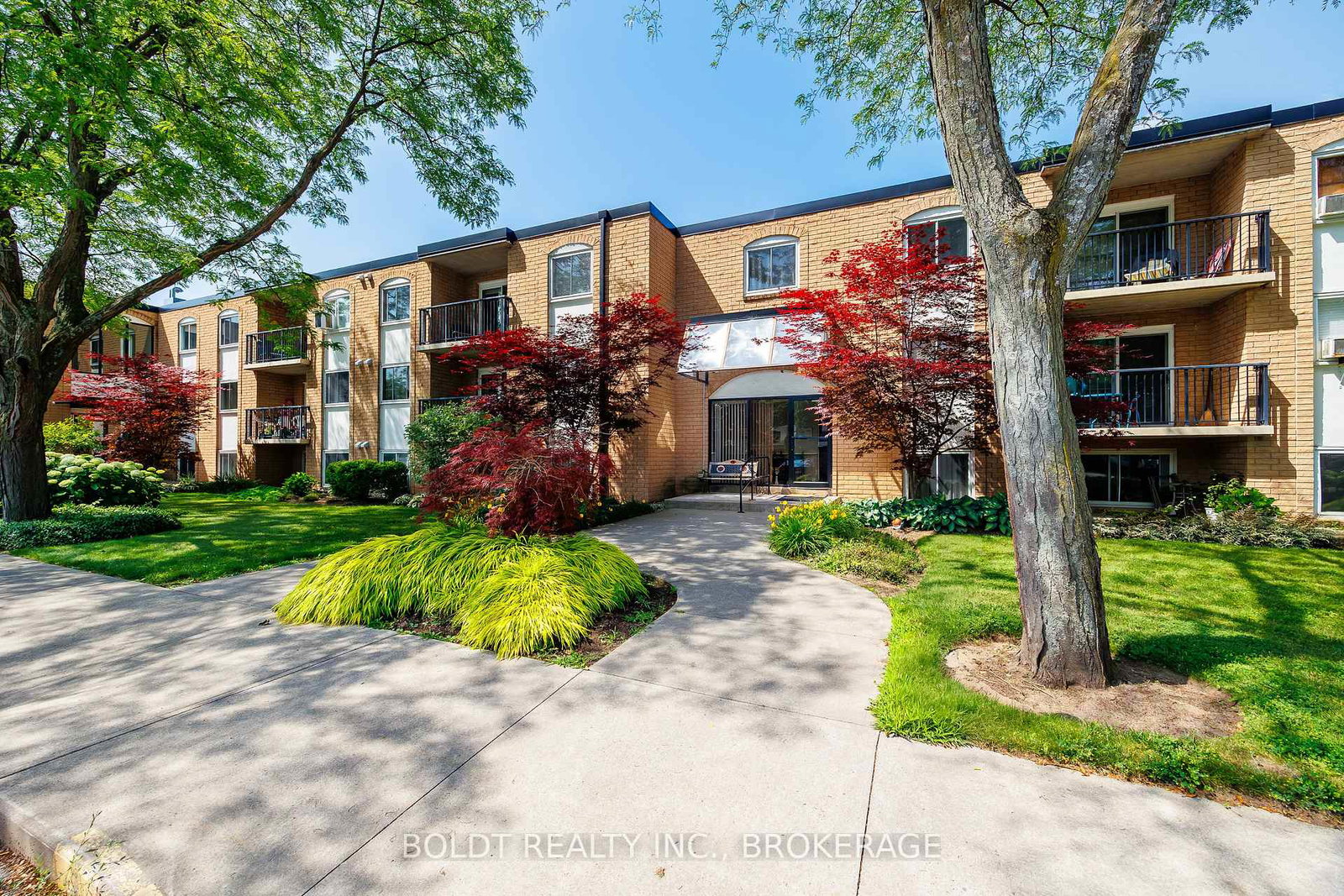 6-westlake-lane-st-catharines-ontario-x13643668