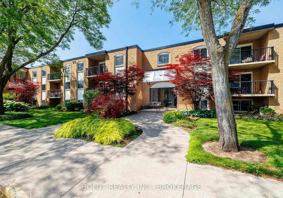 6-westlake-lane-st-catharines-ontario-x13643668