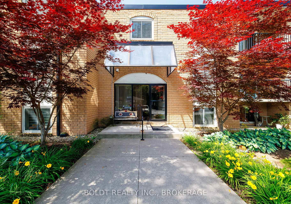 6-westlake-lane-st-catharines-ontario-x13643668