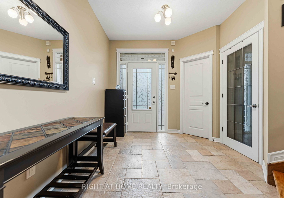 250-tofino-private-kanata-ontario-x13643724