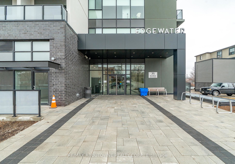 71-wyndham-street-s-guelph-ontario-x13643868