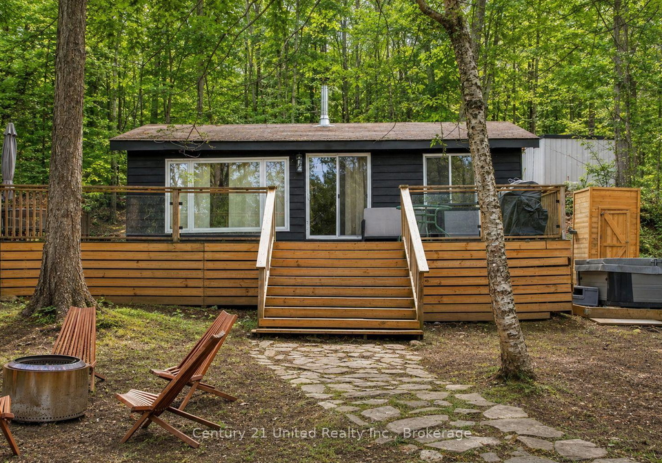 1053-esson-creek-lane-highlands-east-ontario-x13643878