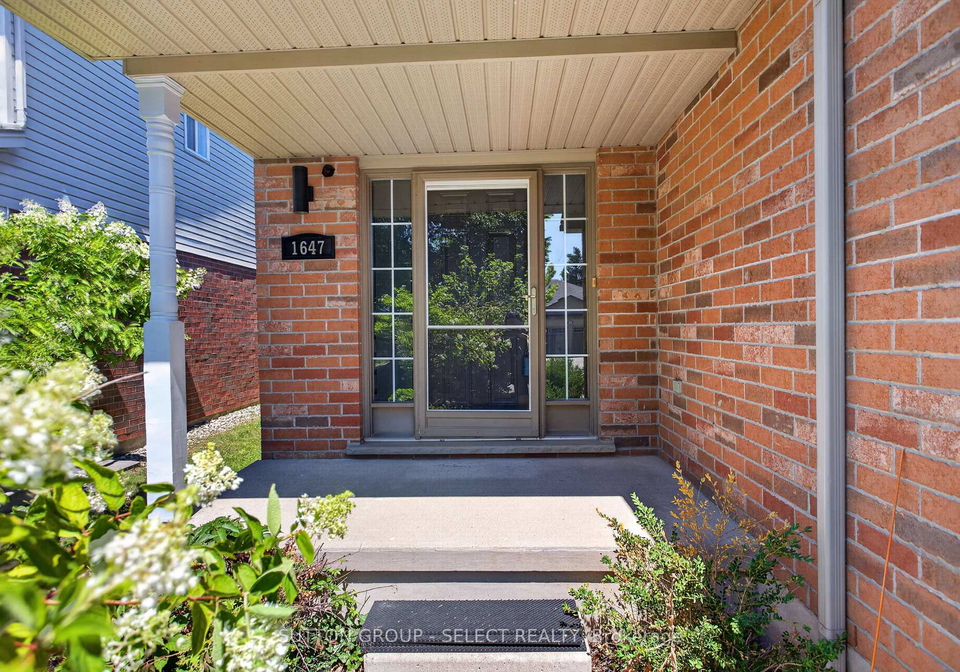 1647-bayswater-crescent-london-north-ontario-x13643900