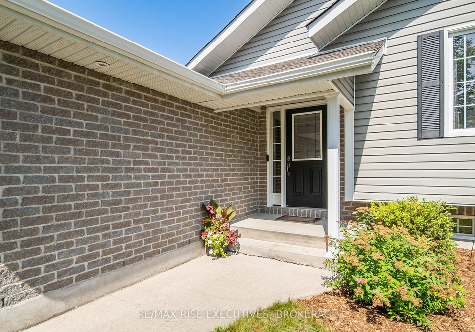 184-macdougall-drive-n-loyalist-ontario-x13643960