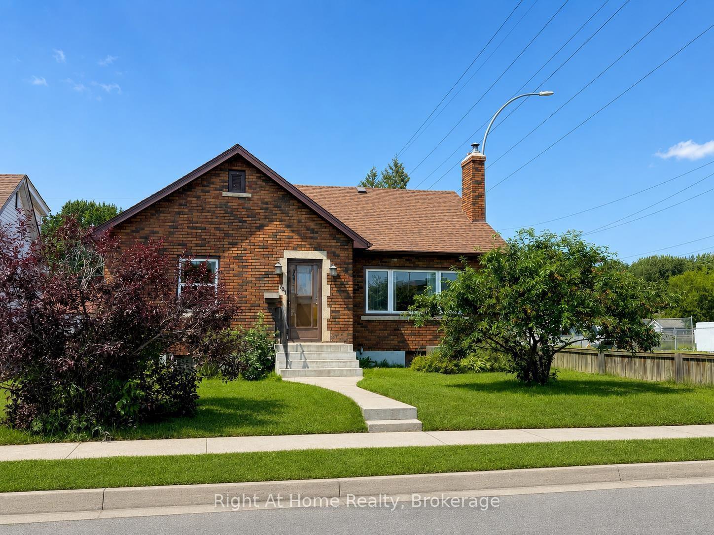 701-sprague-street-thunder-bay-ontario-x13644018